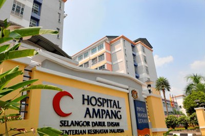http://www.malaysiacentral.com/information-directory/wp-content/uploads/2010/03/ampang_hospital.jpg